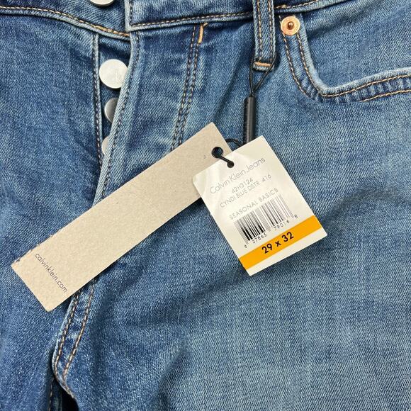 Calvin Klein Straight Button Fly Distressed Denim Jeans NWT Cyndi Blue W29 L32 - Picture 7 of 10